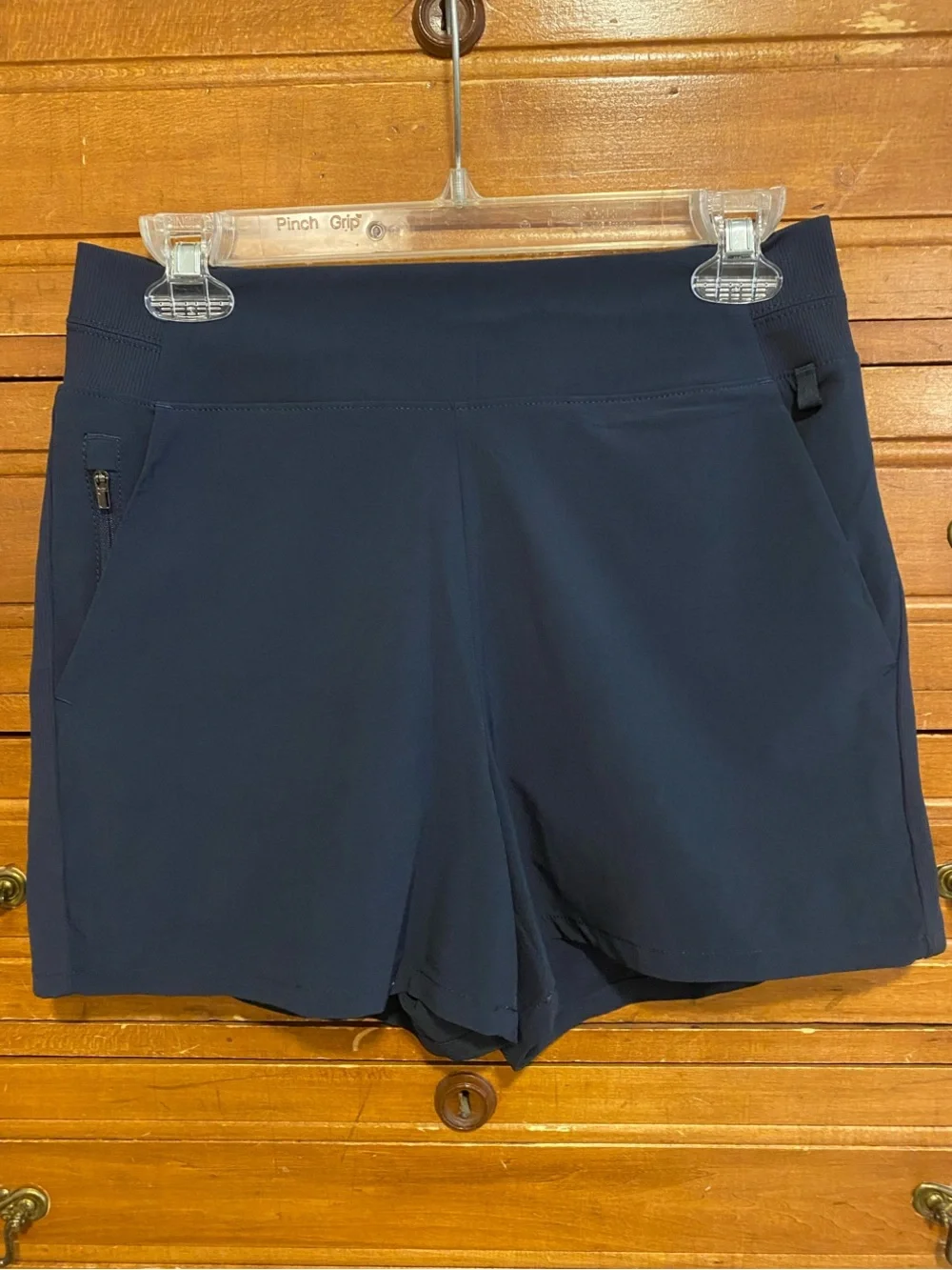 Athleta Brooklyn Short - Picture 1 of 4